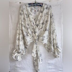 SHE + SKY Shaina Blouse